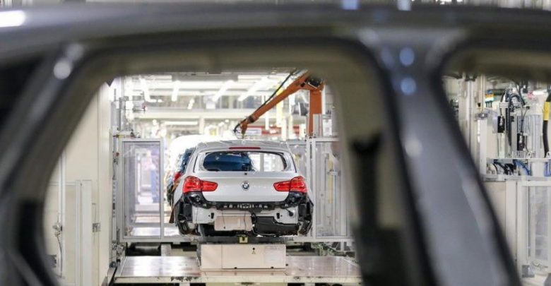 مايكروسوفت تبرم شراكة مع BMW لبناء أنظمة سيارات في “مصانع ذكية”