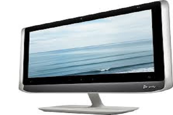شاشة Poly Studio P21 تتضمن ميكروفون وكاميرا وإضاءة