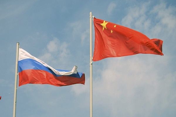 روسيا والصين توقعان اتفاقية لإنشاء محطة قمرية مشتركة